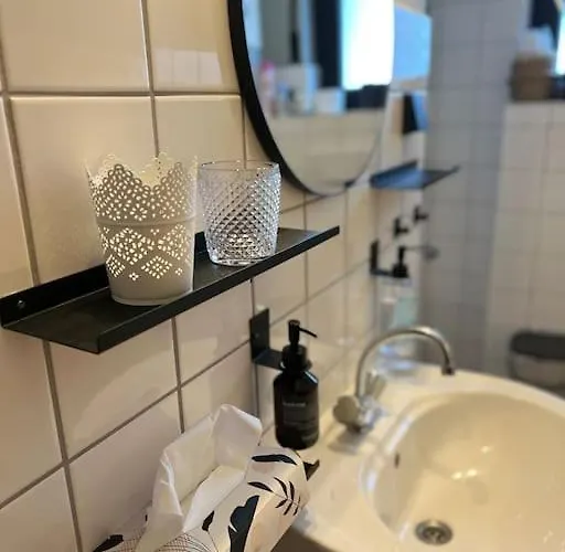 Appartement Buer Mit Balkon *